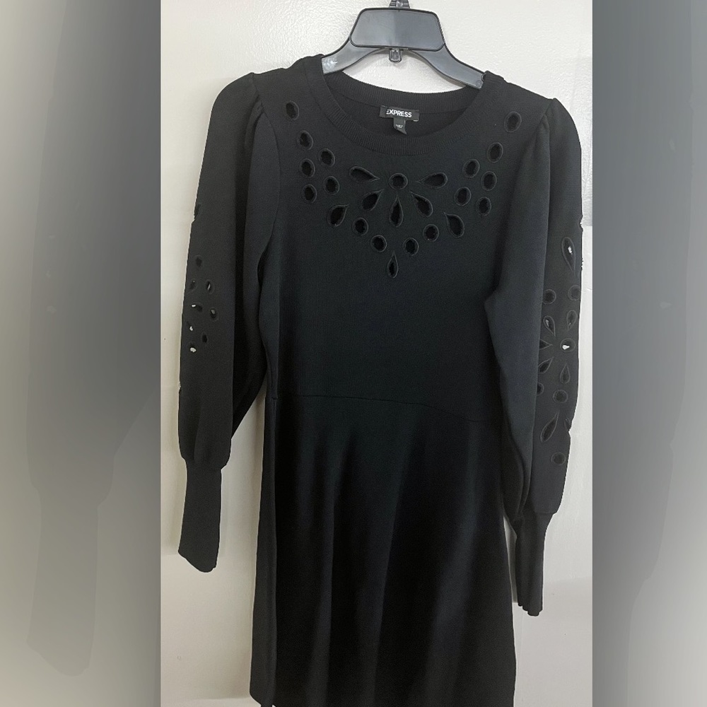 Black knit balloon sleeve mini flare dress